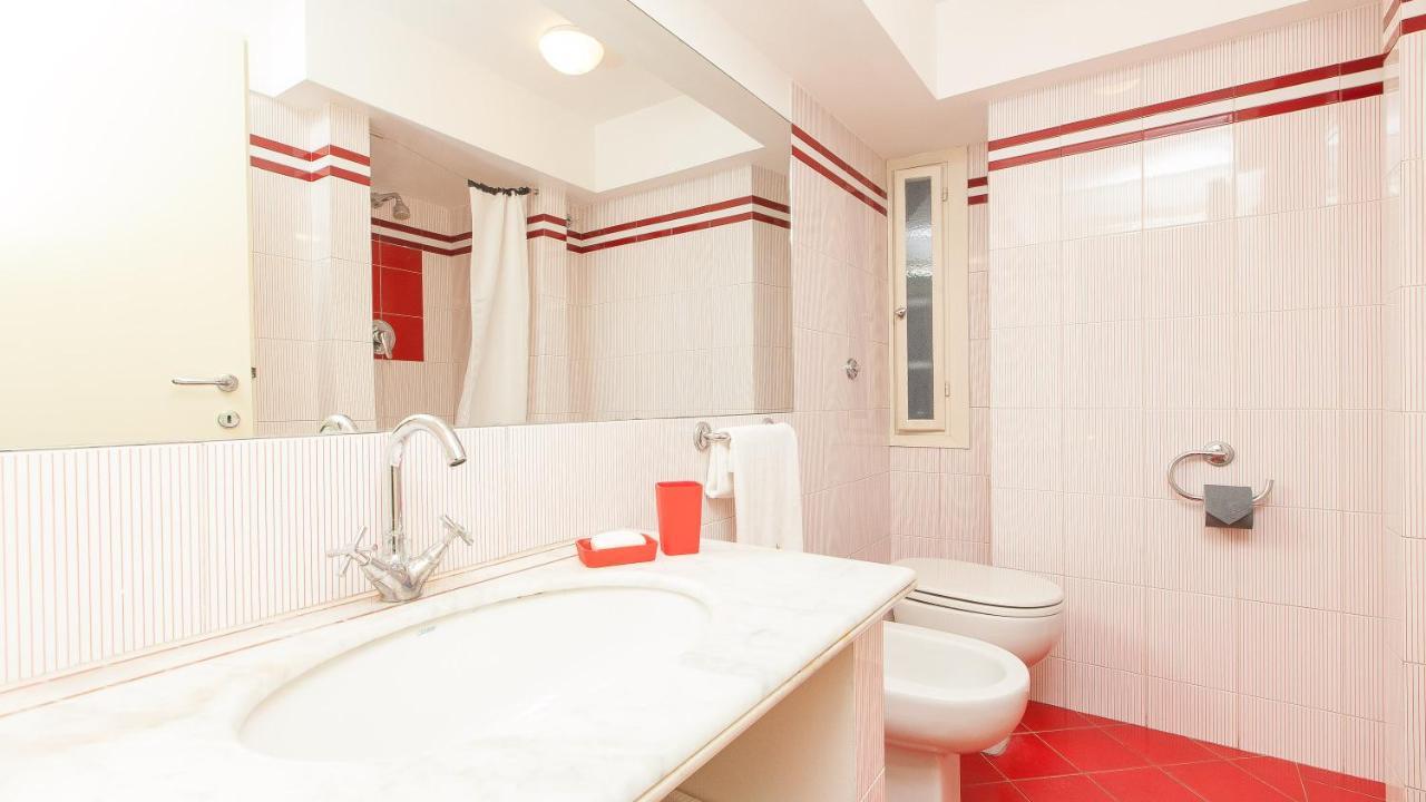 Trevi Colour- Rental In Rome Luaran gambar